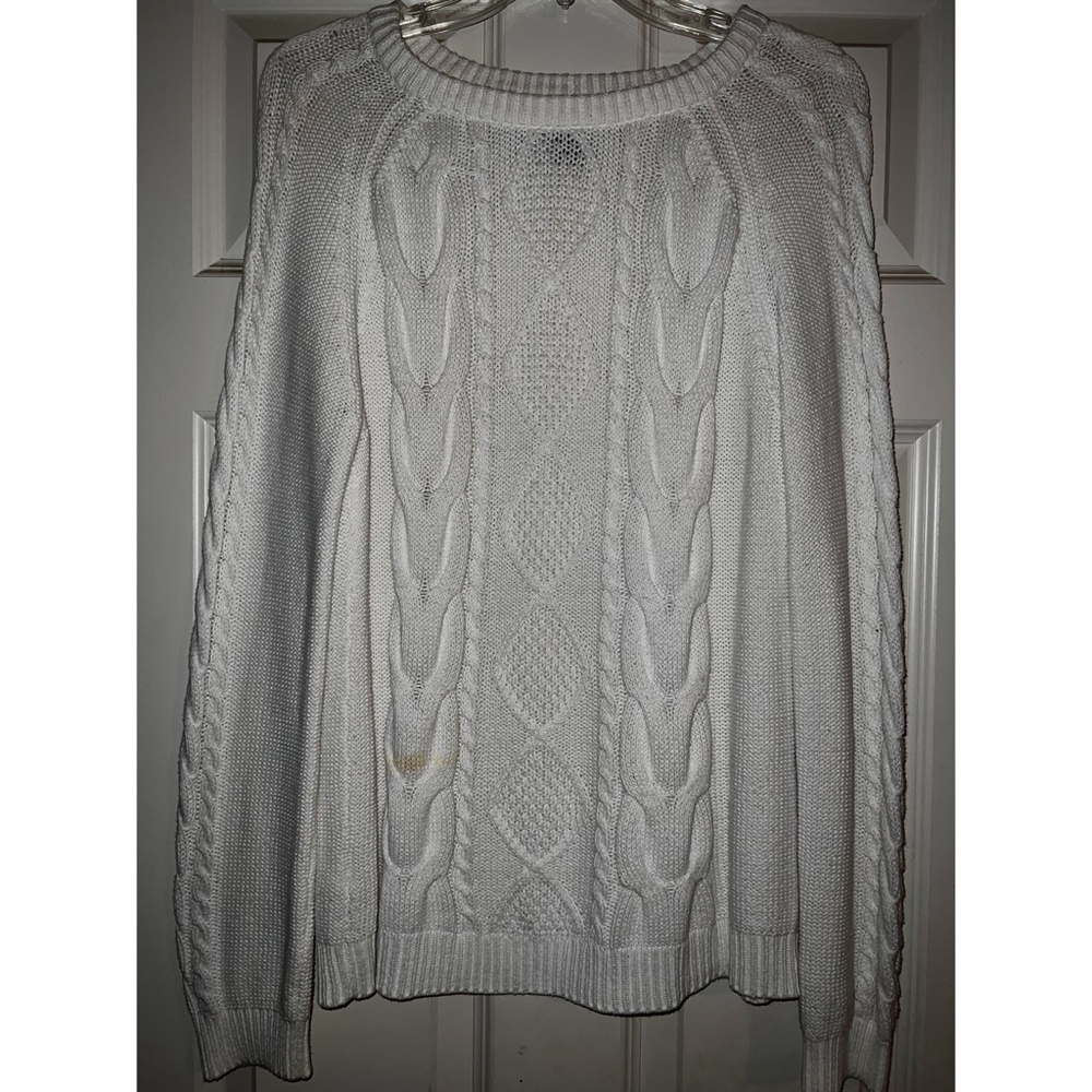Forever 21 White Sweater